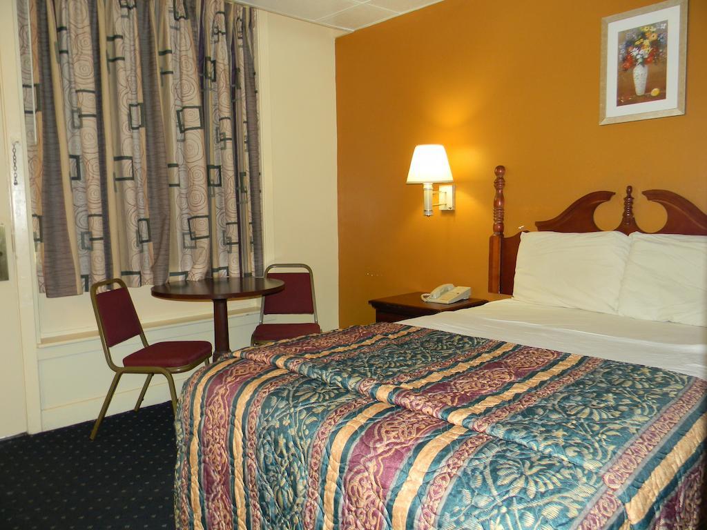Fairfax Motel Roanoke Rapids Phòng bức ảnh